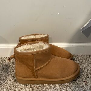 Cozy Tan Kids Boots
